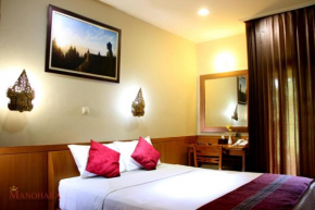 Гостиница Manohara Resort  Borobudur